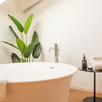 Maison d'hôtes Palazzo Sant' Agostino - Natural Comfort By The First 4*