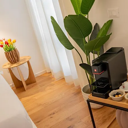 Konukevi Palazzo Sant' Agostino - Natural Comfort By The First
