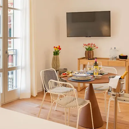 Palazzo Sant' Agostino - Natural Comfort By The First 4* لا سبيتسْيا