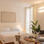Palazzo Sant' Agostino - Natural Comfort By The First 4* 라스페치아